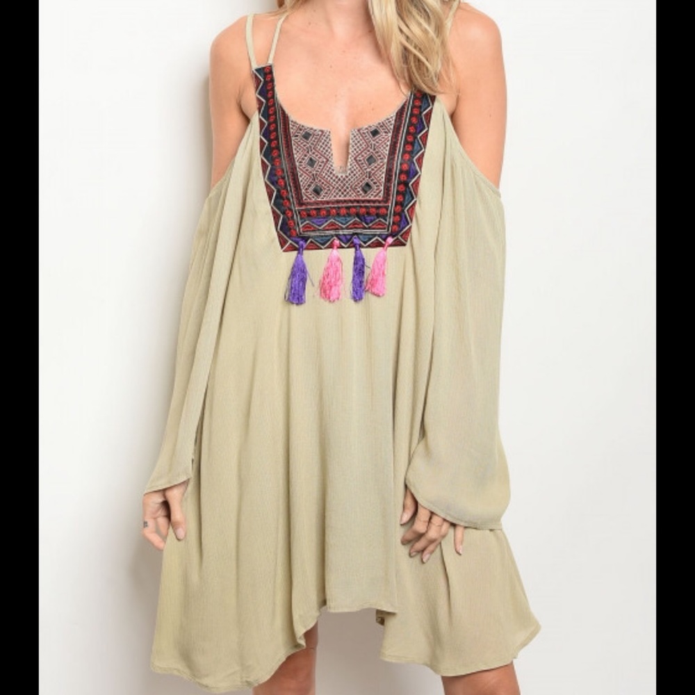 SALE 🛍Gorgeous Boho Khaki Cold Shoulder Top/Dress - Picture 1 of 2
